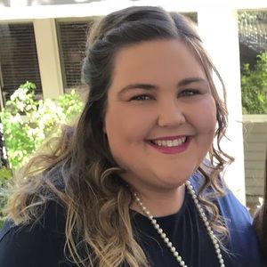 Meet your Posher, Abbey